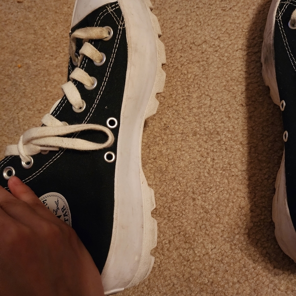 Chuck Taylor All Star Lugged Hi Sneaker in Black & White - Picture 7 of 8